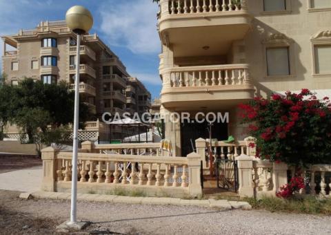 Apartment with 3 bedrooms and 2 bathrooms in Guardamar del Segura, Alicante