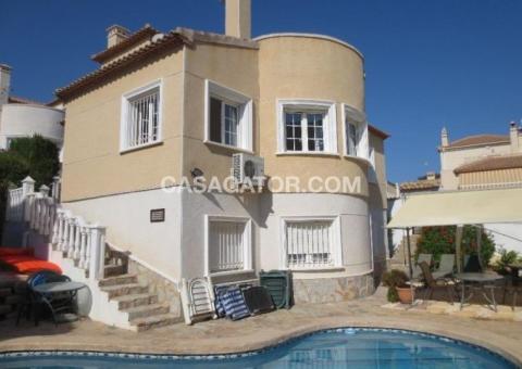 Villa with 6 bedrooms and 3 bathrooms in San Miguel de Salinas, Alicante