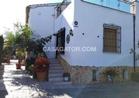 Finca with 9 bedrooms and 11 bathrooms in Orihuela, Alicante