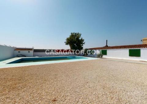 Townhouse with 5 bedrooms and 1 bathrooms in Albatera, Alicante