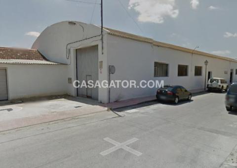 Commercial with 0 bedrooms and 0 bathrooms in Daya Nueva, Alicante
