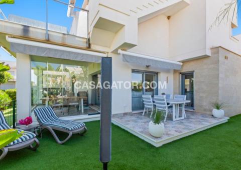 Apartment with 3 bedrooms and 2 bathrooms in Los Montesinos, Alicante