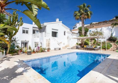 Villa with 4 bedrooms and 2 bathrooms in Ciudad Quesada, Alicante