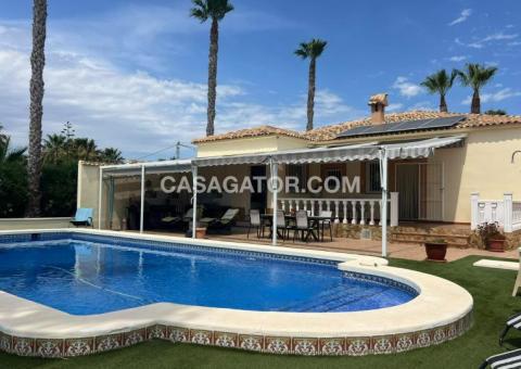 Finca with 3 bedrooms and 3 bathrooms in San Bartolomé, Alicante