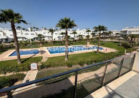 Apartment with 2 bedrooms and 2 bathrooms in Vistabella, Alicante