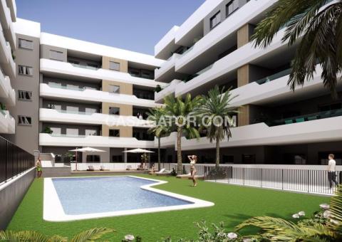 Apartment with 3 bedrooms and 2 bathrooms in Santa Pola, Alicante