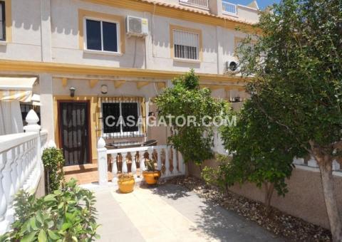 Townhouse with 2 bedrooms and 2 bathrooms in Algorfa, Alicante