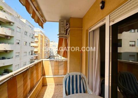 Apartment with 2 bedrooms and 1 bathrooms in Torrevieja, Alicante
