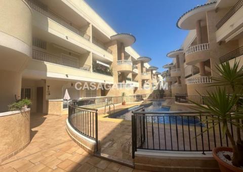 Apartment with 2 bedrooms and 2 bathrooms in Jacarilla, Alicante