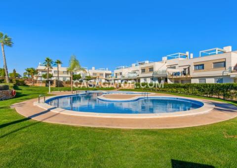 Apartment with 2 bedrooms and 2 bathrooms in Vistabella, Alicante