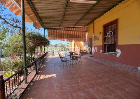 Finca with 3 bedrooms and 2 bathrooms in Daya Vieja, Alicante