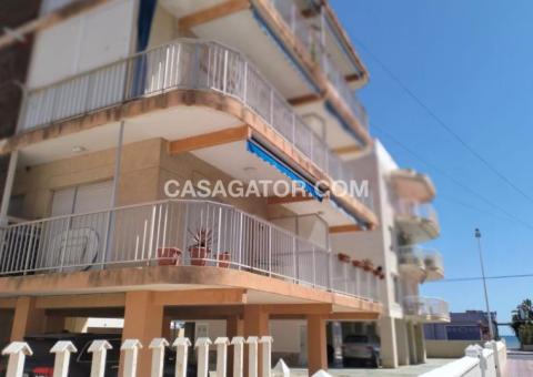 Apartment with 3 bedrooms and 1 bathrooms in Santa Pola, Alicante