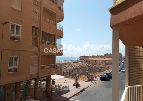 Apartment with 3 bedrooms and 2 bathrooms in La Mata, Alicante