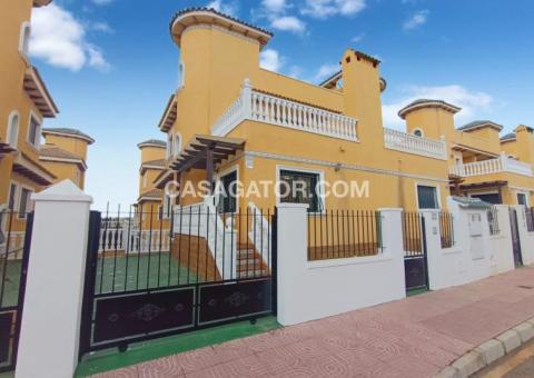 Semi detached with 2 bedrooms and 3 bathrooms in Ciudad Quesada, Alicante