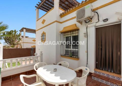 Semi detached with 2 bedrooms and 1 bathrooms in Torrevieja, Alicante