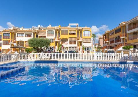 Apartment with 1 bedrooms and 1 bathrooms in Torrevieja, Alicante