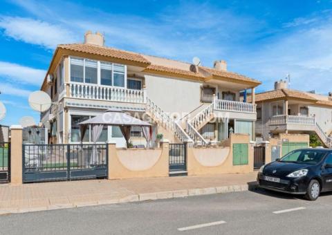 Apartment with 2 bedrooms and 1 bathrooms in Orihuela Costa, Alicante