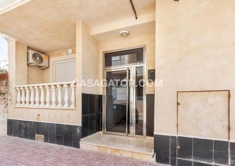 Apartment with 2 bedrooms and 2 bathrooms in La Mata, Alicante