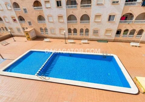 Apartment with 2 bedrooms and 1 bathrooms in Torrevieja, Alicante