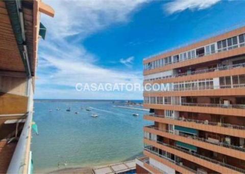 Apartment with 3 bedrooms and 2 bathrooms in Torrevieja, Alicante