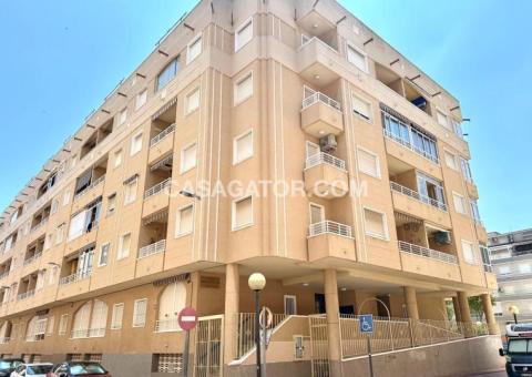 Apartment with 1 bedrooms and 1 bathrooms in Guardamar del Segura, Alicante