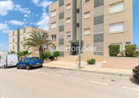 Apartment with 2 bedrooms and 1 bathrooms in Torrevieja, Alicante