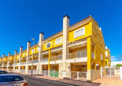 Townhouse with 2 bedrooms and 2 bathrooms in Ciudad Quesada, Alicante