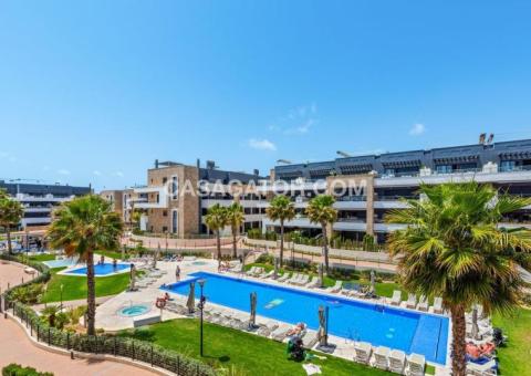 Apartment with 3 bedrooms and 2 bathrooms in Orihuela Costa, Alicante