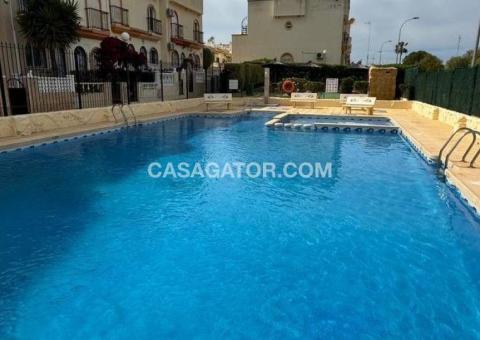 Duplex with 2 bedrooms and 1 bathrooms in Orihuela Costa, Alicante