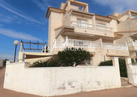 Semi detached with 4 bedrooms and 3 bathrooms in Ciudad Quesada, Alicante