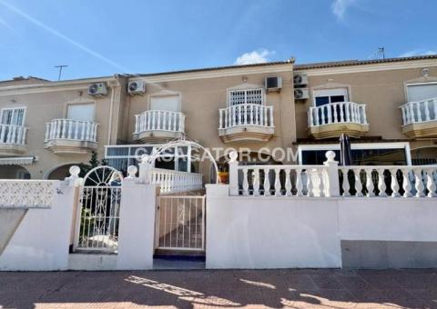 Villa with 2 bedrooms and 1 bathrooms in Ciudad Quesada, Alicante