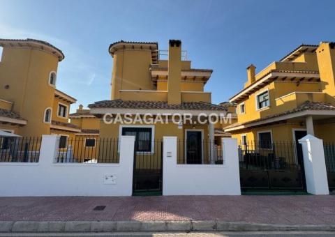 Villa with 3 bedrooms and 3 bathrooms in Ciudad Quesada, Alicante