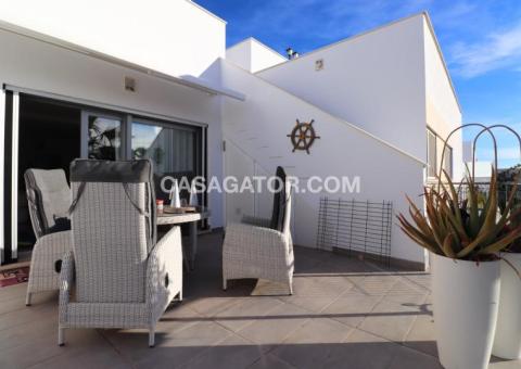 Apartment with 2 bedrooms and 2 bathrooms in Vistabella, Alicante