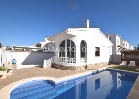 Semi detached with 2 bedrooms and 1 bathrooms in Ciudad Quesada, Alicante