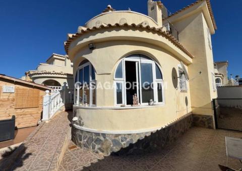 Villa with 3 bedrooms and 2 bathrooms in Ciudad Quesada, Alicante