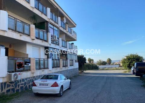 Apartment with 0 bedrooms and 1 bathrooms in Torrevieja, Alicante