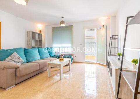 Apartment with 3 bedrooms and 2 bathrooms in Torrevieja, Alicante