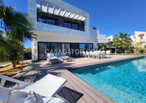 Villa with 3 bedrooms and 3 bathrooms in Ciudad Quesada, Alicante