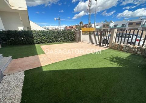 Apartment with 2 bedrooms and 2 bathrooms in Orihuela, Alicante