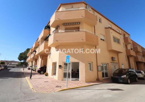 Commercial with 0 bedrooms and 2 bathrooms in Jacarilla, Alicante