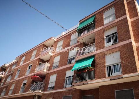 Apartment with 3 bedrooms and 1 bathrooms in Guardamar del Segura, Alicante