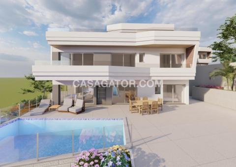 Villa with 4 bedrooms and 4 bathrooms in Dehesa de Campoamor, Alicante